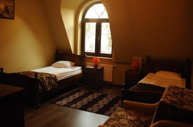 Krysztalowy Palacyk Kozienice Zimmer foto